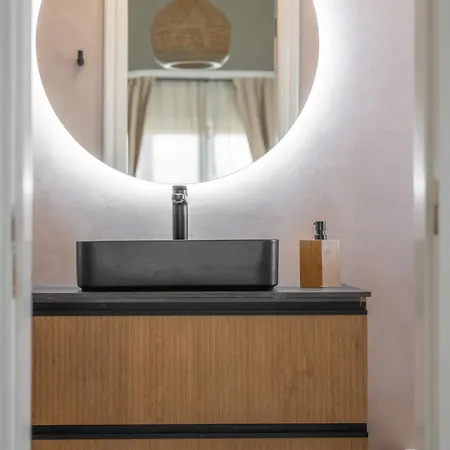 Sol Del Conde Vacacional * 阿德耶